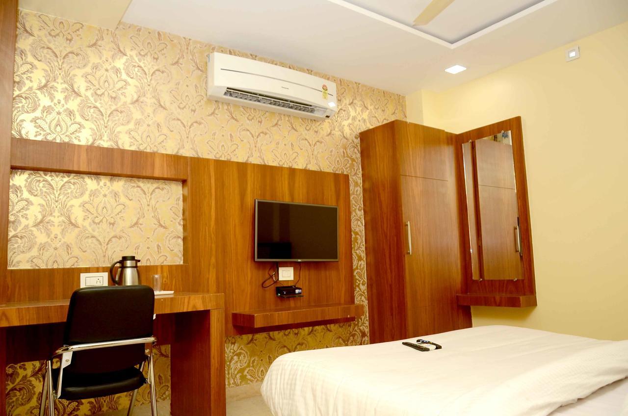 Hotel Shikhar Darshan Ujjain Exteriör bild