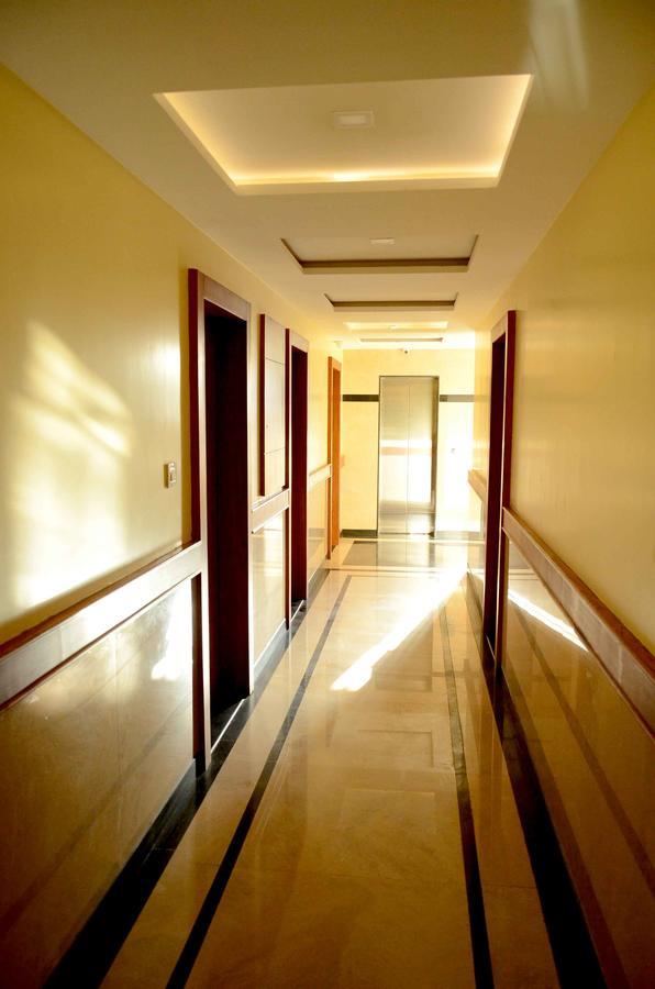 Hotel Shikhar Darshan Ujjain Exteriör bild