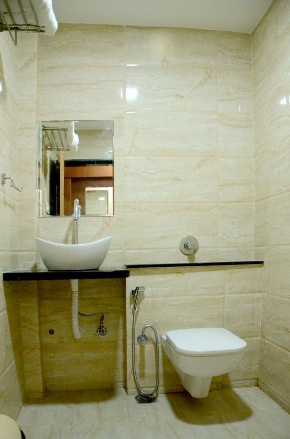 Hotel Shikhar Darshan Ujjain Exteriör bild